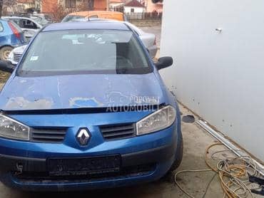 Renault Megane 2004. god. -  kompletan auto u delovima