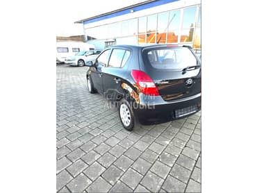 Tapacir vrata za Hyundai i20 od 2008. do 2015. god.