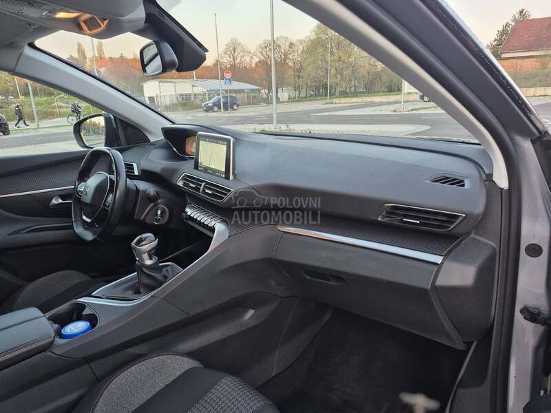 Peugeot 3008 1.5 HDI FABRIKA