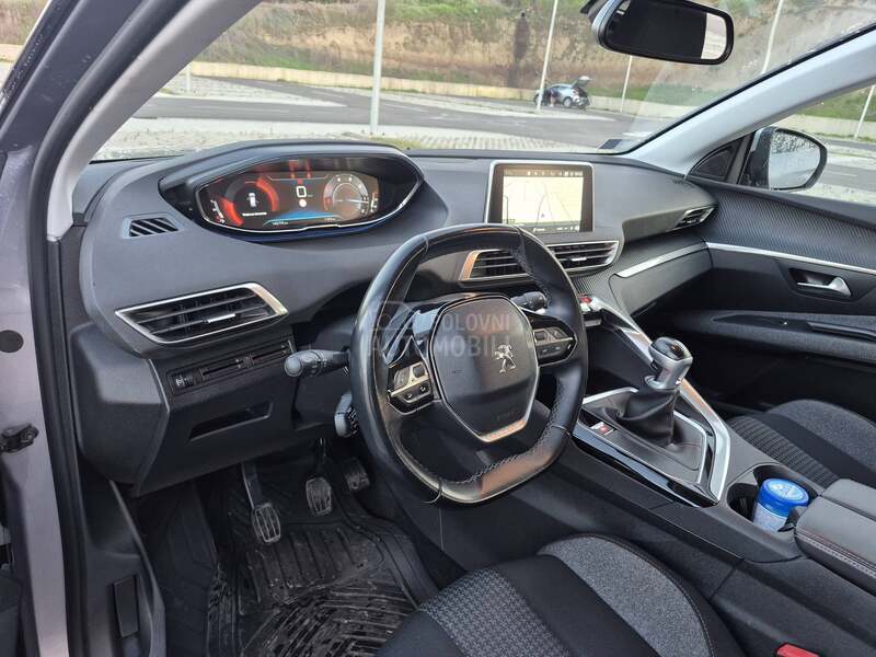 Peugeot 3008 1.5 HDI FABRIKA