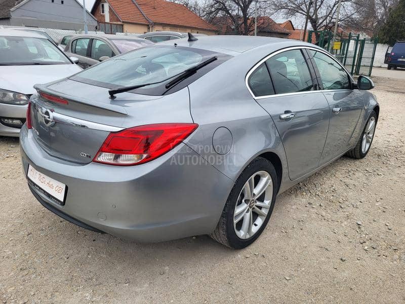 Opel Insignia 2.0CDTI