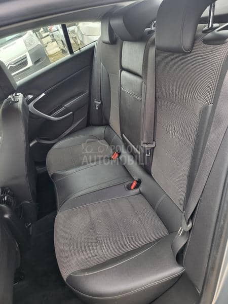 Opel Insignia 2.0CDTI