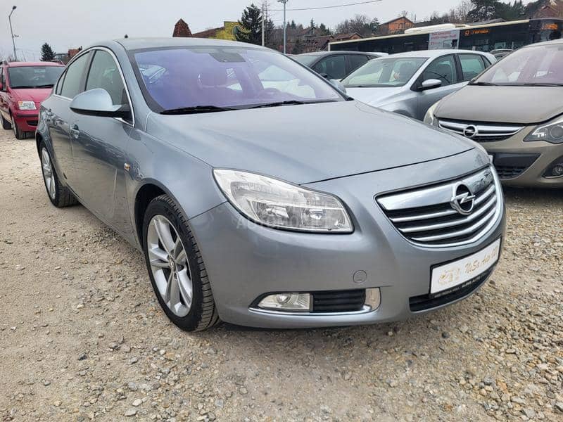 Opel Insignia 2.0CDTI
