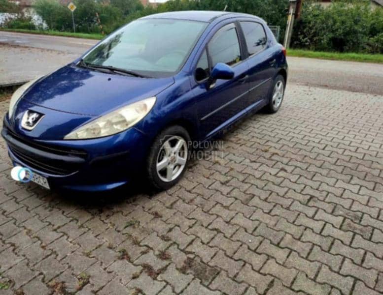 Peugeot 207 -  kompletan auto u delovima