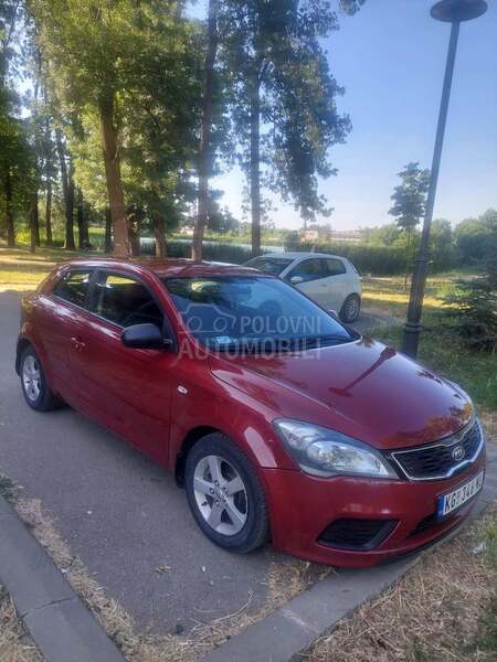 Kia pro_cee`d 1.4 LX
