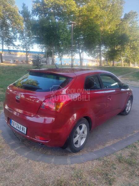 Kia pro_cee`d 1.4 LX