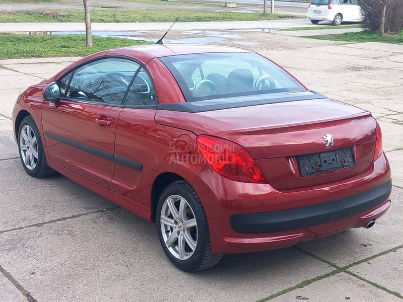 Peugeot 207 1.6 B E N Z.