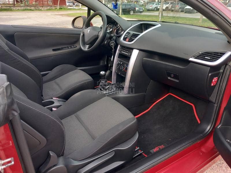 Peugeot 207 1.6 B E N Z.
