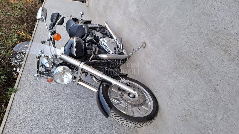 Triumph america 900