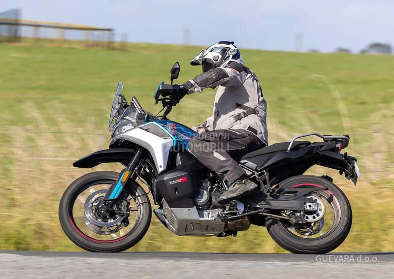 CFMOTO 800MT-X