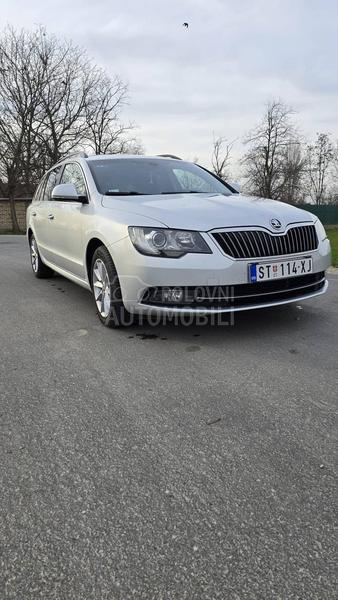 Škoda Superb 