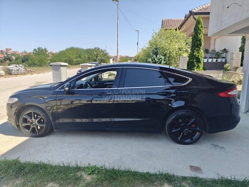 Ford Mondeo TITANIUM