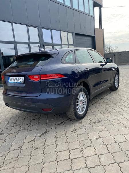 Jaguar F pace 