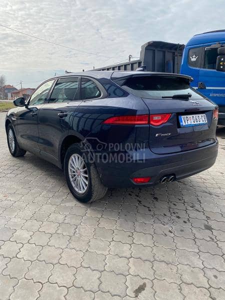 Jaguar F pace 