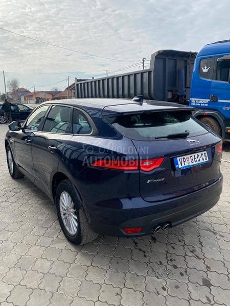 Jaguar F pace 