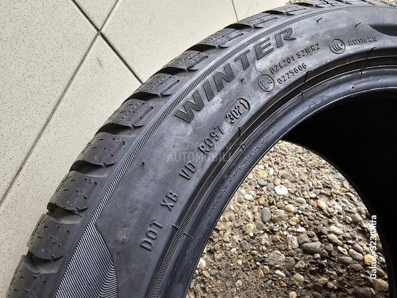 Pirelli 245/40 R18 Zimska