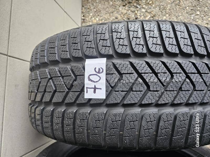 Pirelli 245/40 R18 Zimska