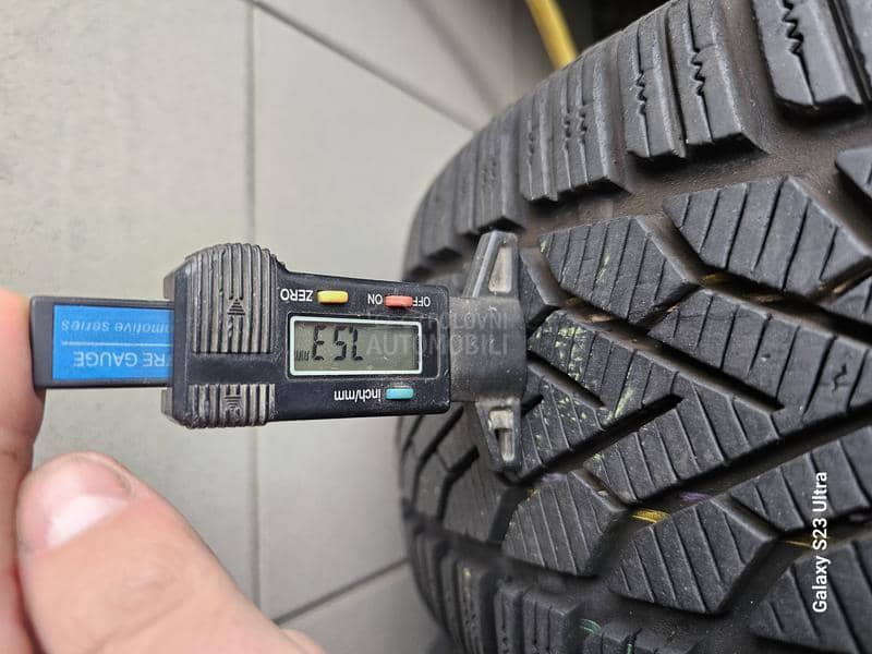 Semperit 215/60 R16 Zimska