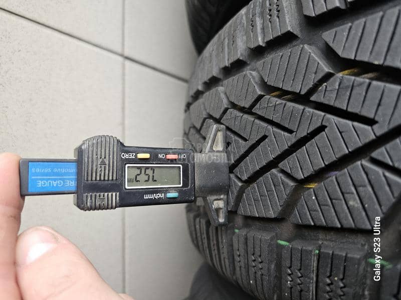 Semperit 215/60 R16 Zimska