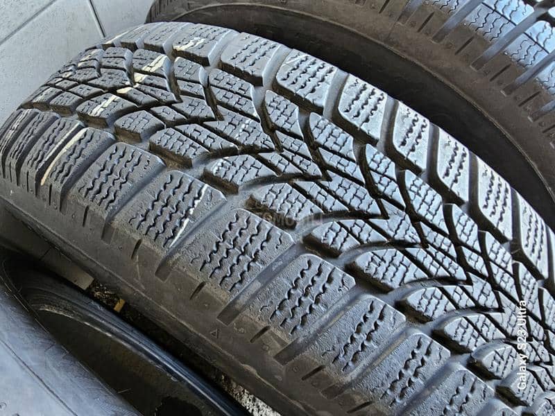 Dunlop 195/65 R16 Zimska