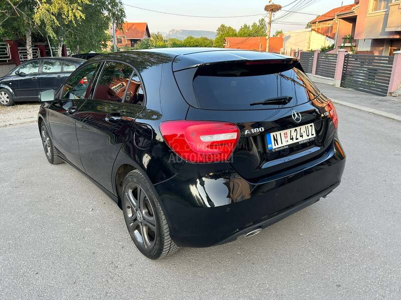 Mercedes Benz A 180 amg/f1aut/led/nav