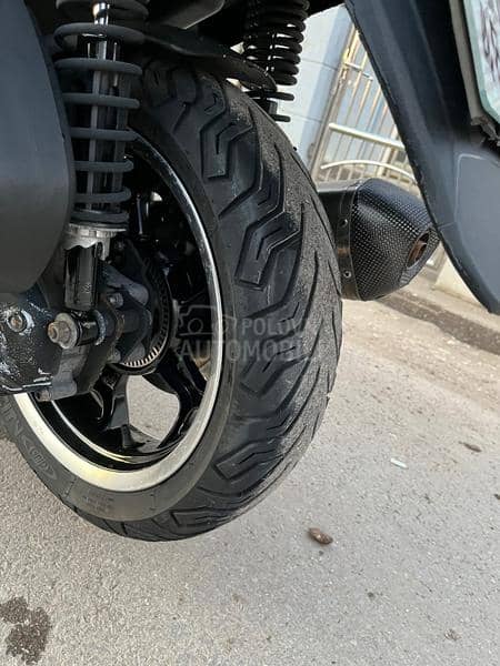 Piaggio Mp3 300 Business 2kom.