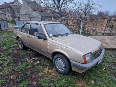Opel Ascona cls