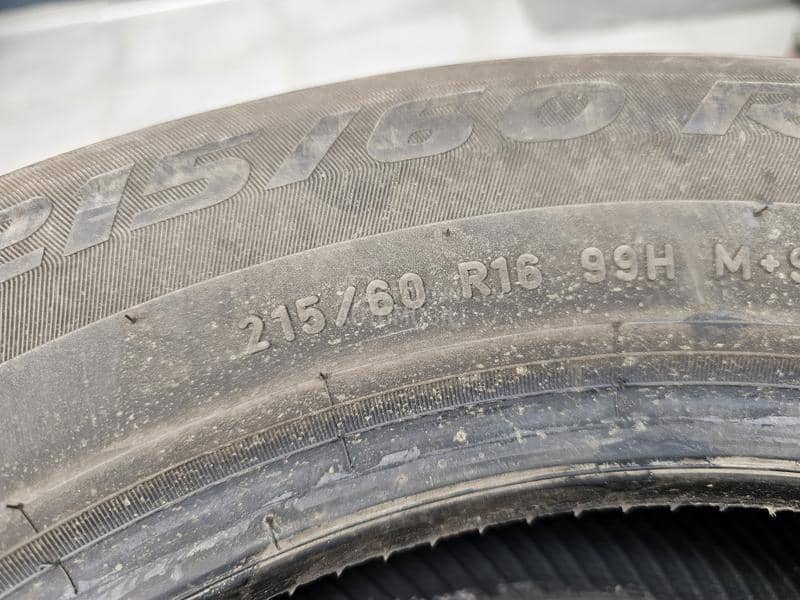 Pirelli 215/60 R16 Zimska