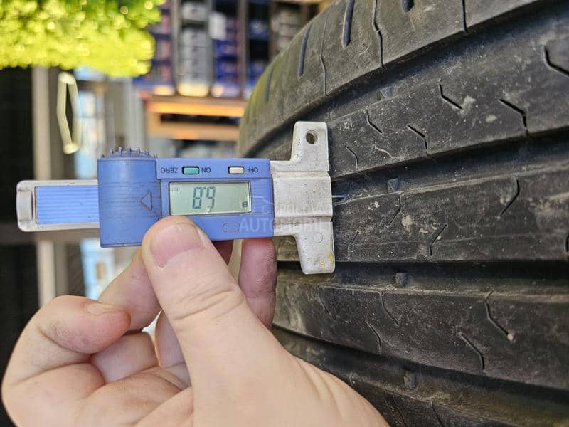 Continental 235/60 R18 Letnja