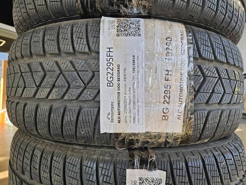 Pirelli 235/55 R19 Zimska