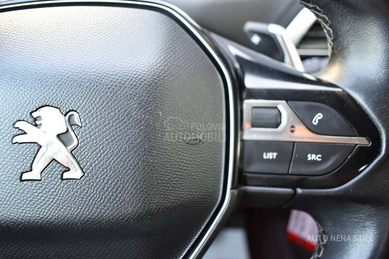 Peugeot 5008 Business 1.5Hdi AT