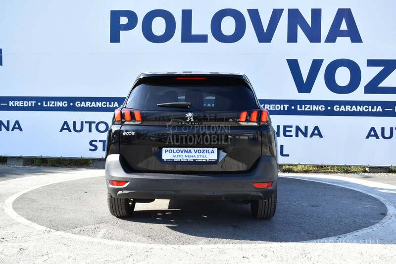 Peugeot 5008 Business 1.5Hdi AT