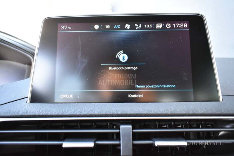 Peugeot 5008 Business 1.5Hdi AT