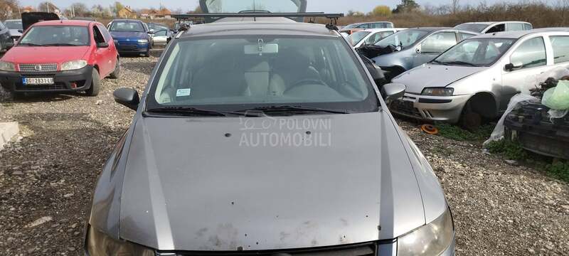 Fiat Stilo 2005. god. -  kompletan auto u delovima