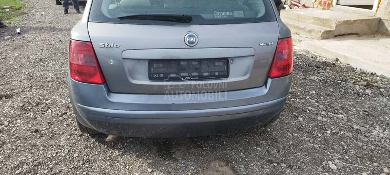 Fiat Stilo 2005. god. -  kompletan auto u delovima