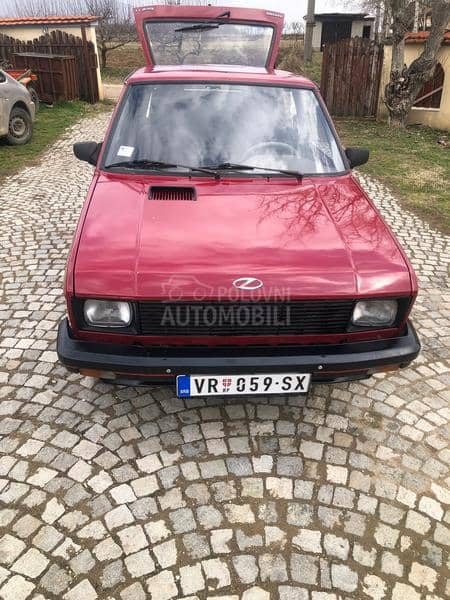 Zastava Yugo Tempo 