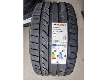 Taurus 255/40 R19 Letnja