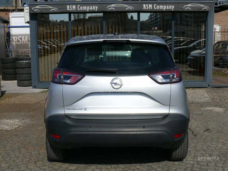 Opel Crossland X  