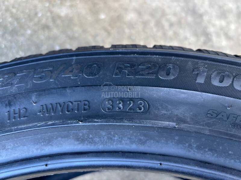 Kumho 275/40 R20 Zimska