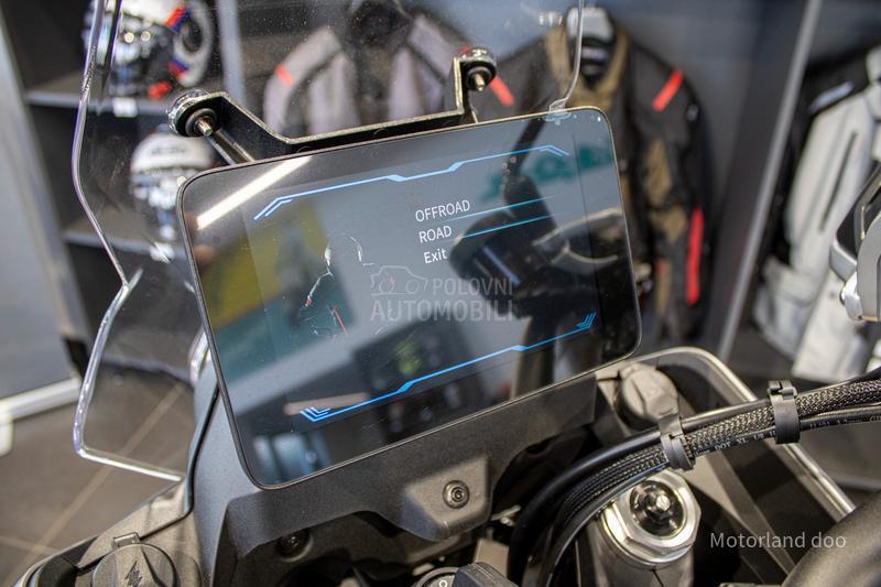 QJMOTOR SRT 600 SX A2