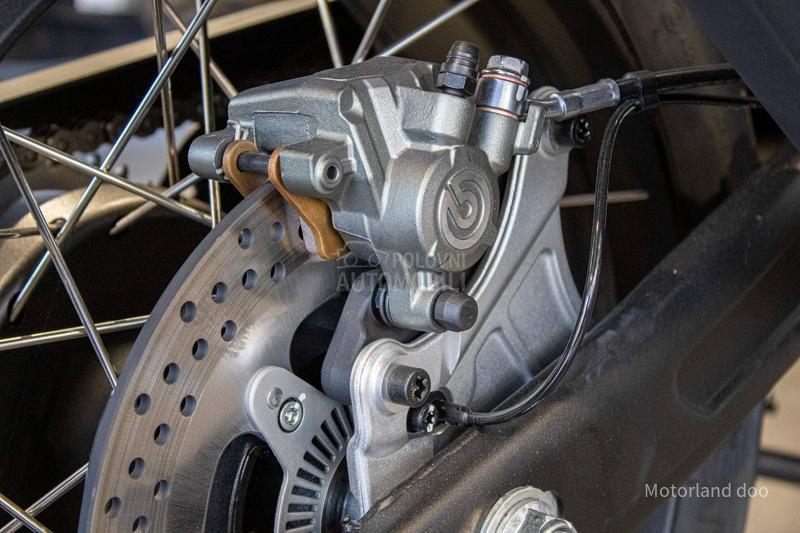 QJMOTOR SRT 600 SX A2