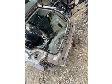 Plastike enterijer za Volkswagen Golf Plus od 2004. do 2012. god.