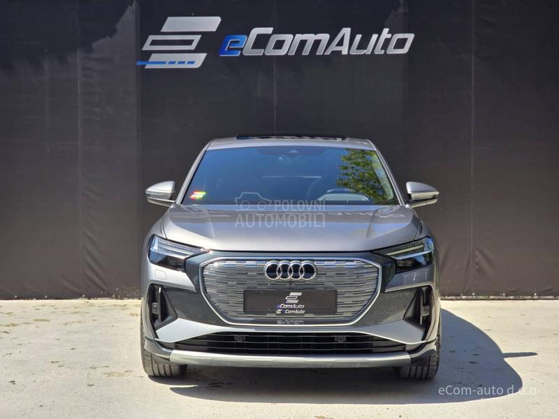 Audi Q4 e-tron S LINE
