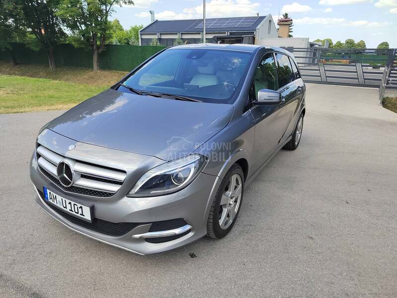 Mercedes Benz B 200 NGT