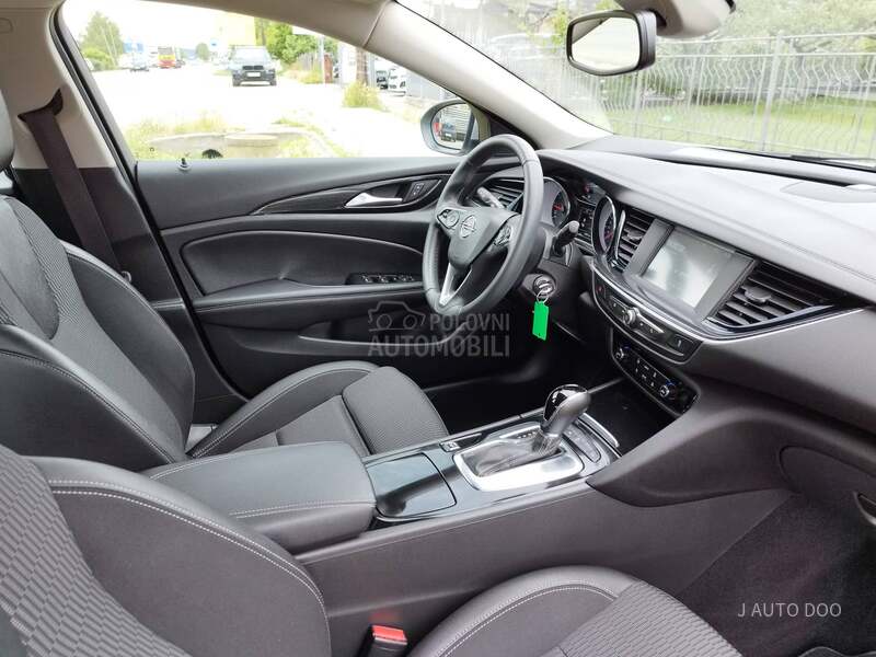 Opel Insignia 1.5 GRAND SPORT