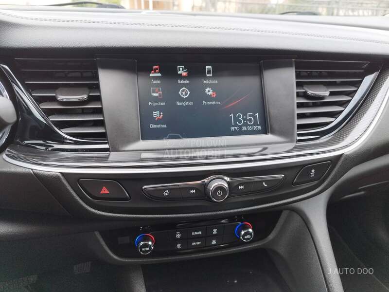 Opel Insignia 1.5 GRAND SPORT