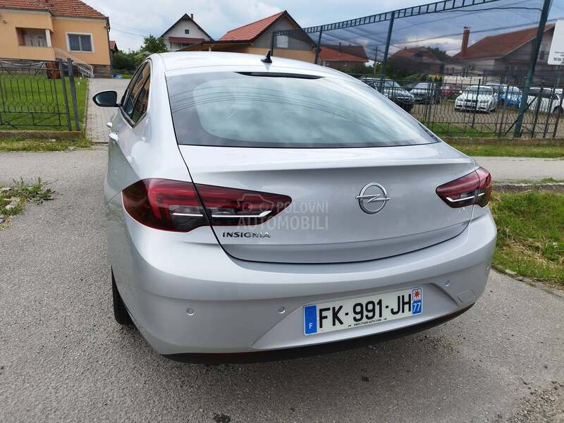 Opel Insignia 1.5 GRAND SPORT