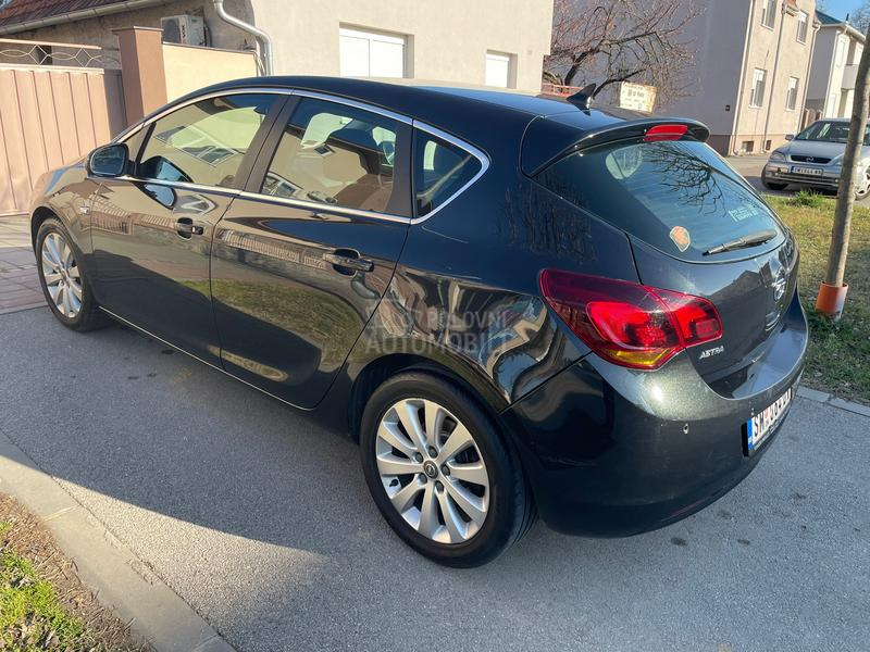 Opel Astra J 1.7 cdti
