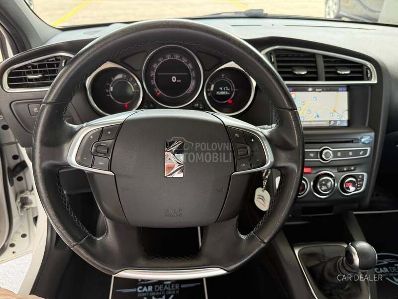 Citroen DS4 1.6hdi/NAV/LED