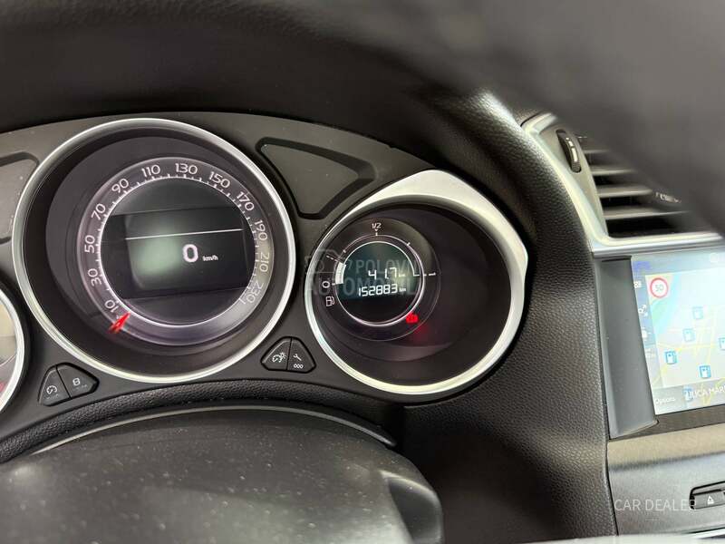 Citroen DS4 1.6hdi/NAV/LED